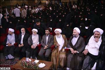 حضور رئیس جمهور در دانشگاه قم